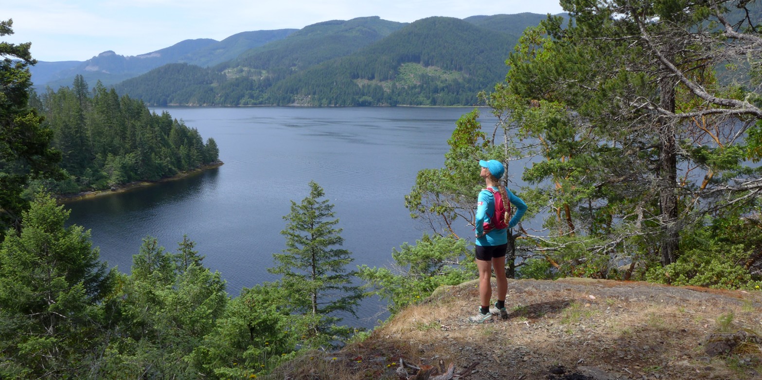 solo hiking and running safety